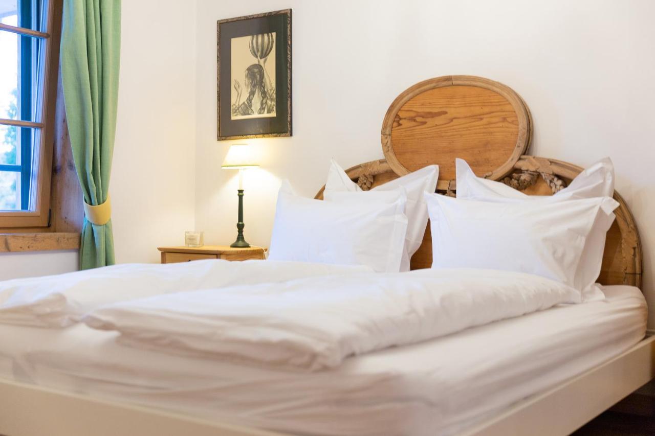 Gasthof zum Schlüssel Ueberstorf Zimmer foto