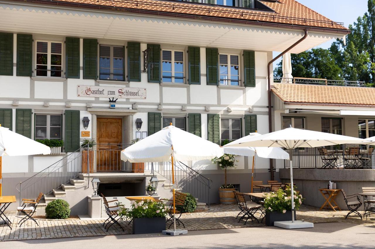 Gasthof zum Schlüssel Ueberstorf Exterior foto