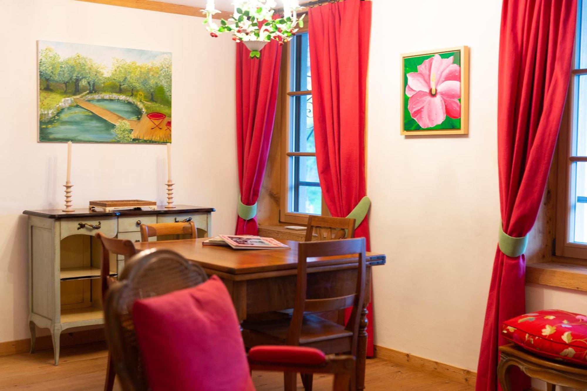 Gasthof zum Schlüssel Ueberstorf Zimmer foto